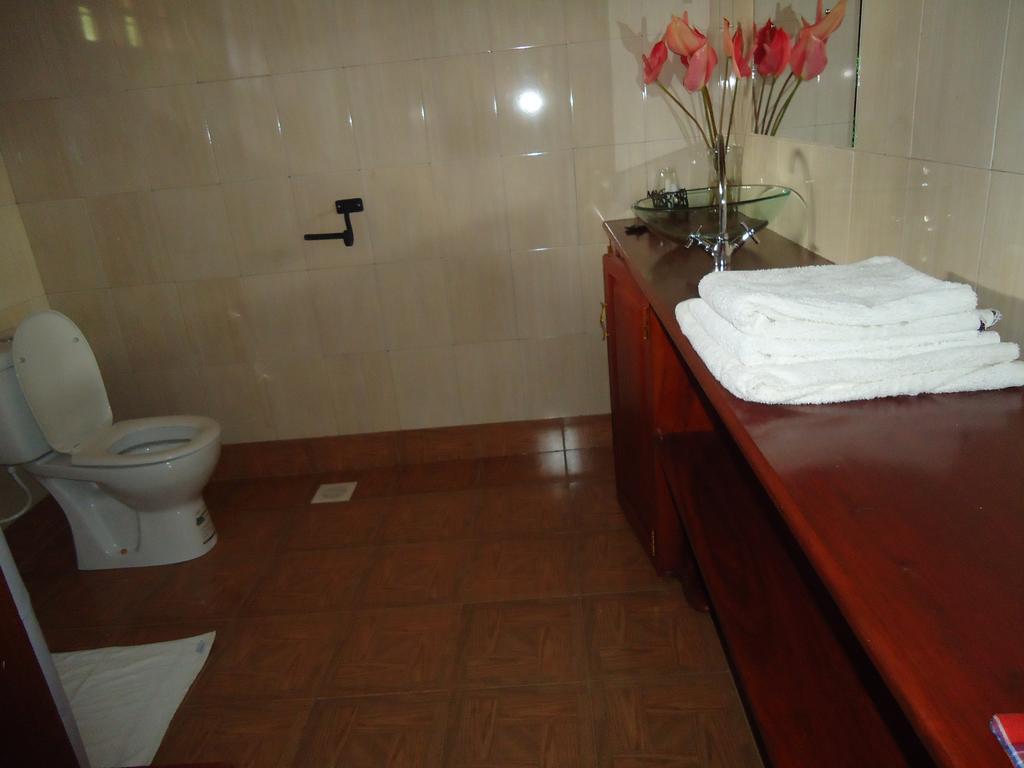 Bed and Breakfast Christina House Аруша Номер фото